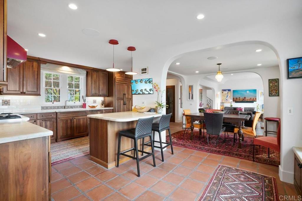 Dining room, Interior, Kitchen, Pendant Lights, Recessed Lighting