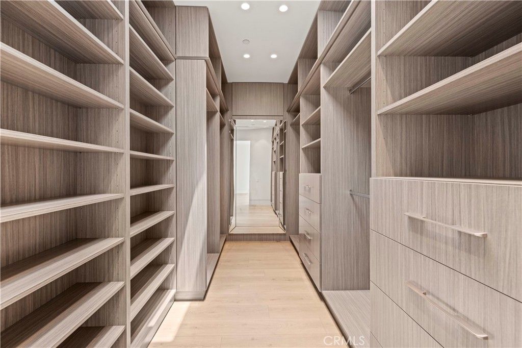 Interior, Recessed Lighting, Walk-in Closets, Wood Texture Flooring