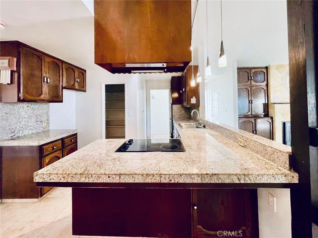 Interior, Kitchen, Pendant Lights