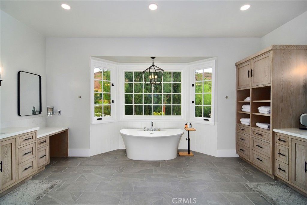 Bathroom, Dual Sink Vanities, Free Standing Baths, Interior, Pendant Lights, Recessed Lighting