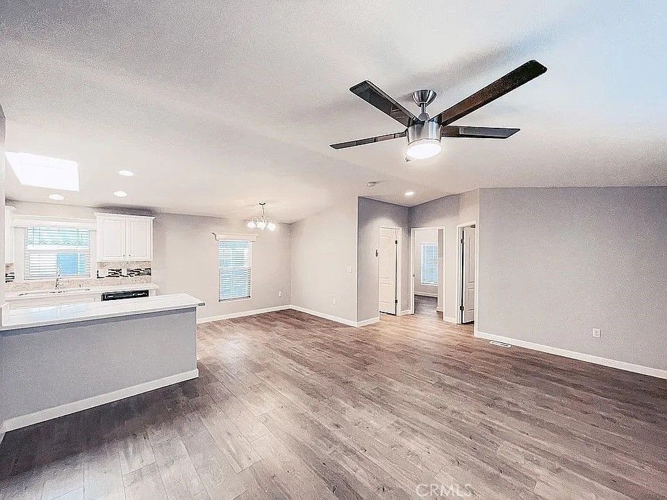 Empty room, Interior, Kitchen, Recessed Lighting, Wood Texture Flooring