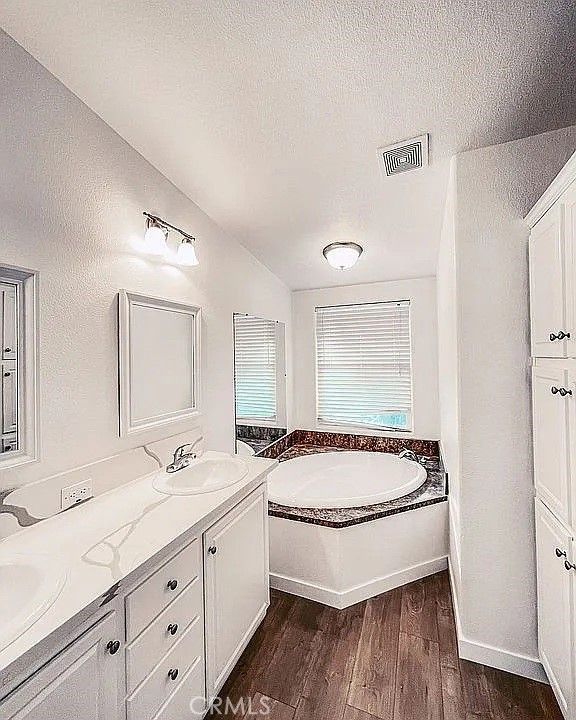 Bathroom, Dual Sink Vanities, Interior, Wood Texture Flooring