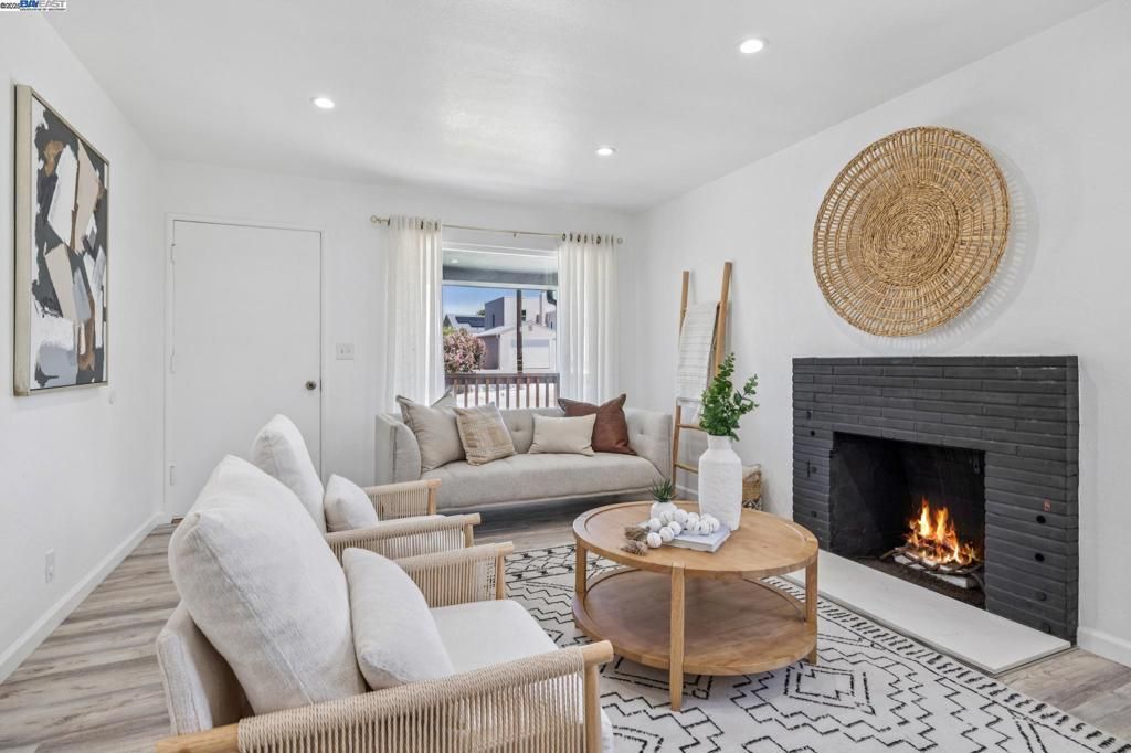 Fireplace, Interior, Living room, Recessed Lighting, Wood Texture Flooring