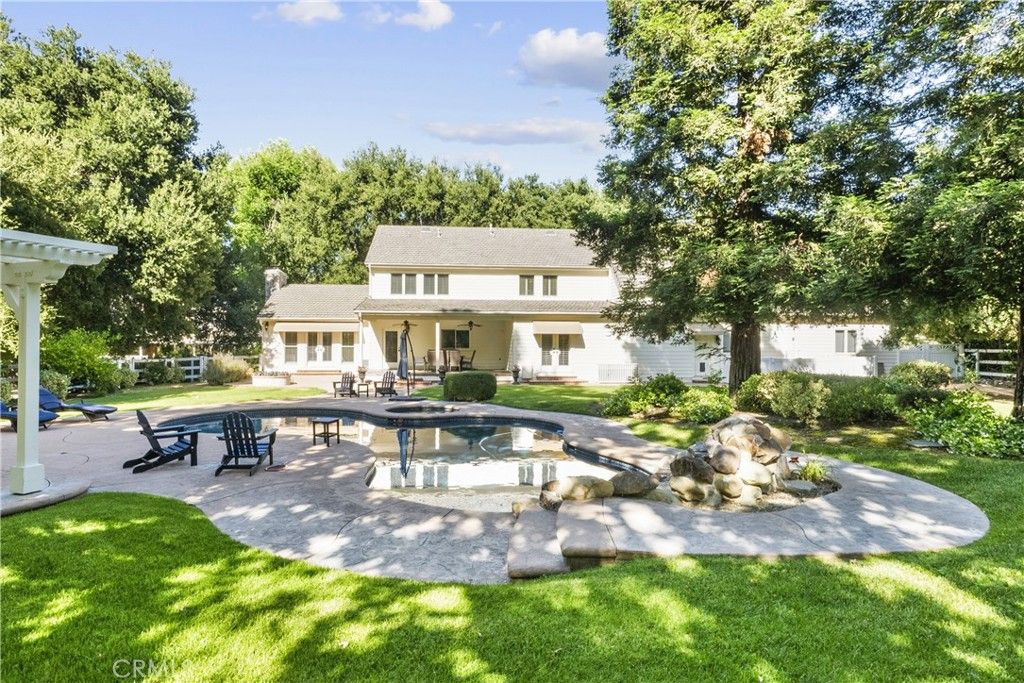 Backyard, Exterior, Pool