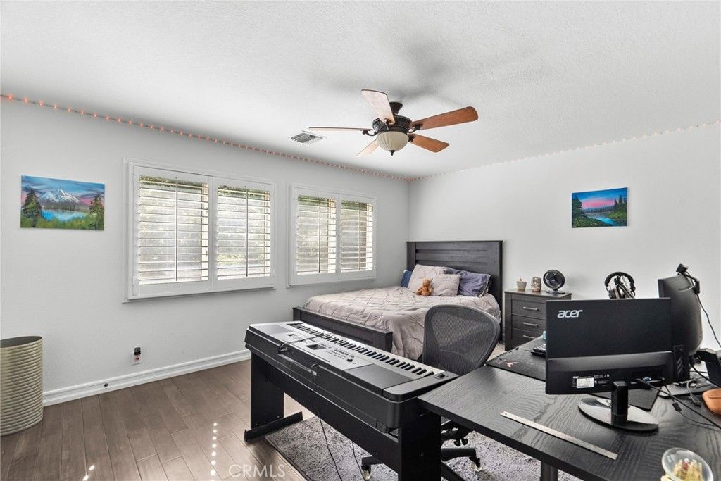 Bedroom, Home Office, Interior, Wood Texture Flooring