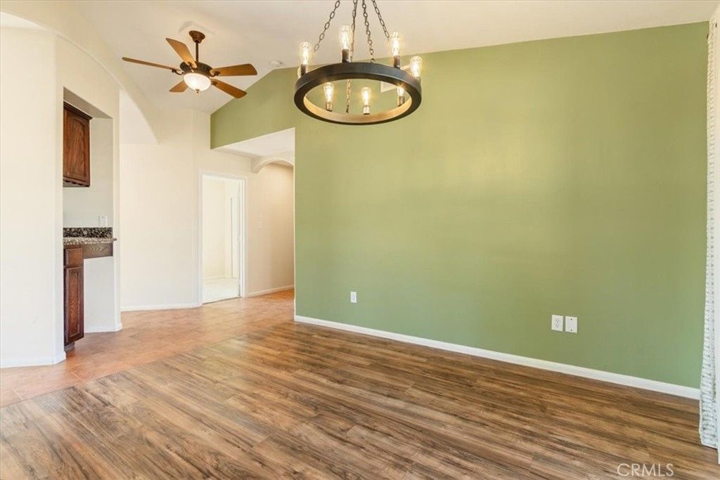 Empty room, Interior, Pendant Lights, Wood Texture Flooring