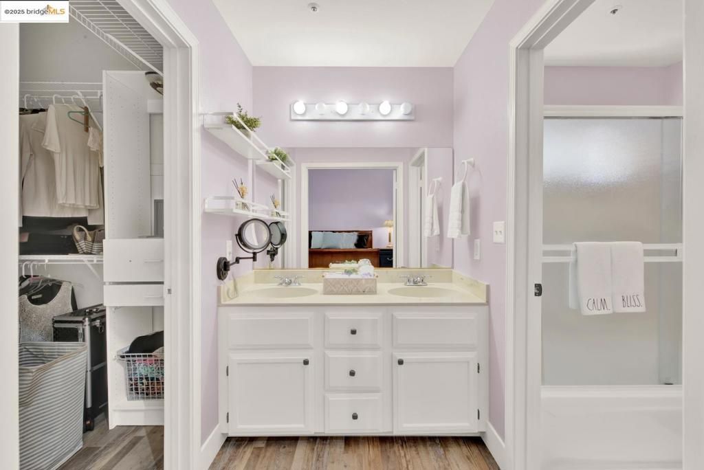 Bathroom, Dual Sink Vanities, Interior, Wood Texture Flooring