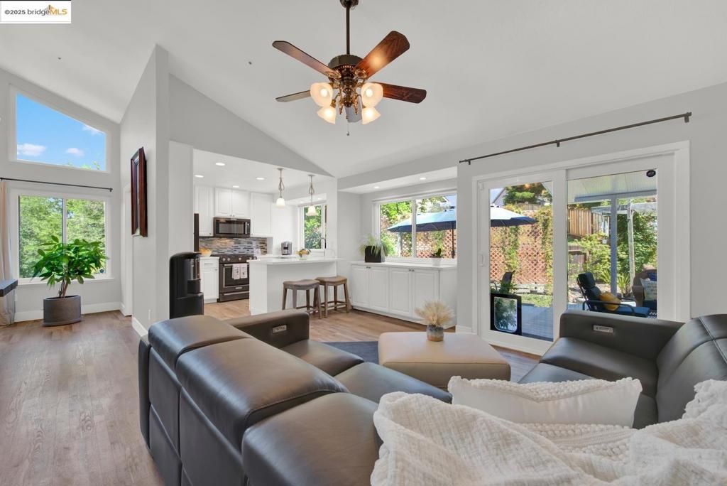Dining room, Interior, Kitchen, Living room, Recessed Lighting, Wood Texture Flooring