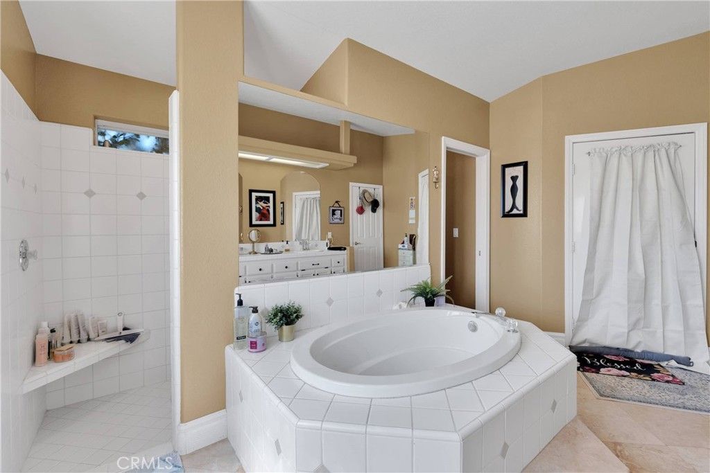 Bathroom, Interior, Tile Countertops