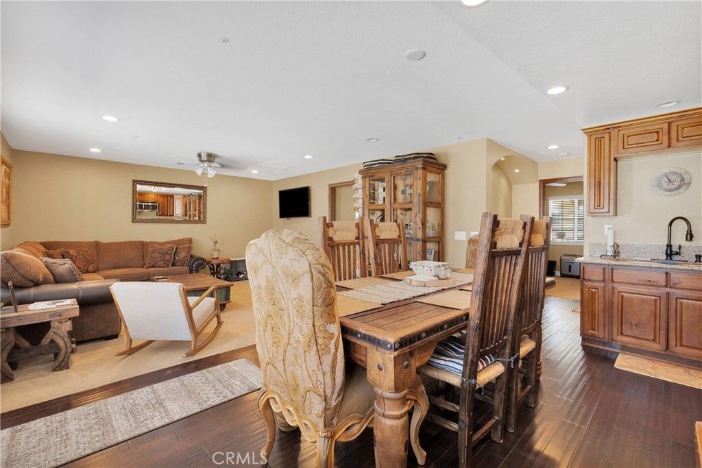 Dining room, Interior, Living room, Recessed Lighting, Wood Texture Flooring