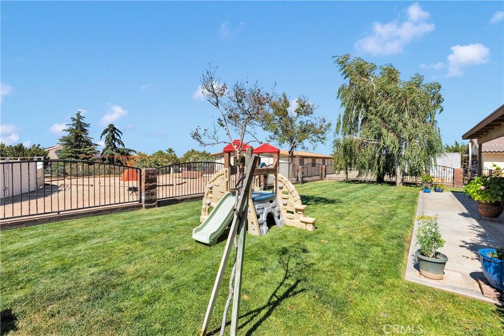 Backyard, Exterior, Playground