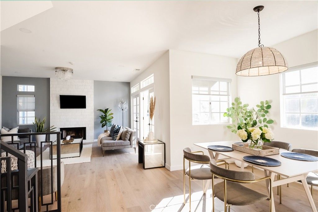 Dining room, Fireplace, Interior, Living room, Pendant Lights, Wood Texture Flooring