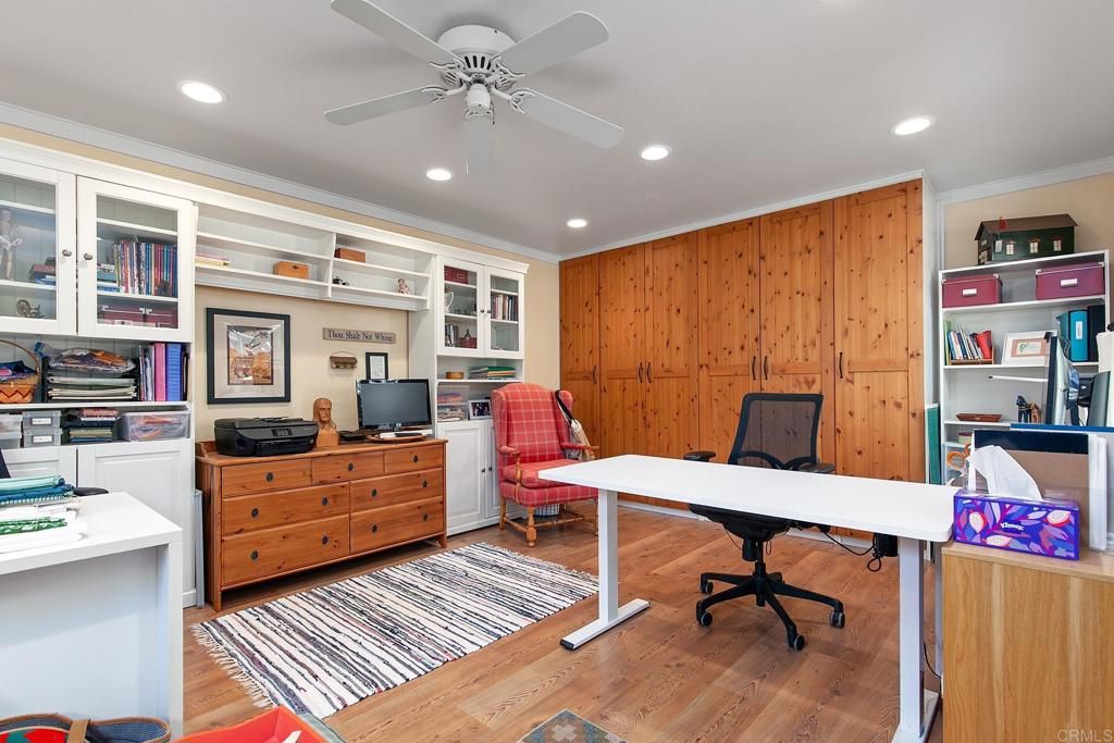Home Office, Interior, Recessed Lighting, Wood Texture Flooring
