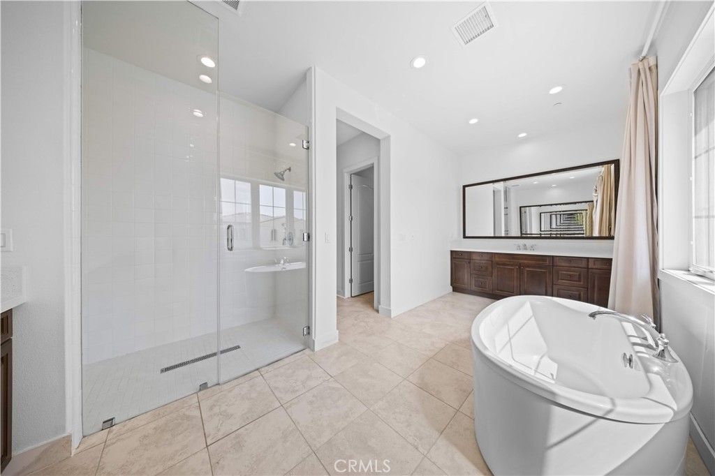 Bathroom, Free Standing Baths, Glass Shower, Interior, Recessed Lighting