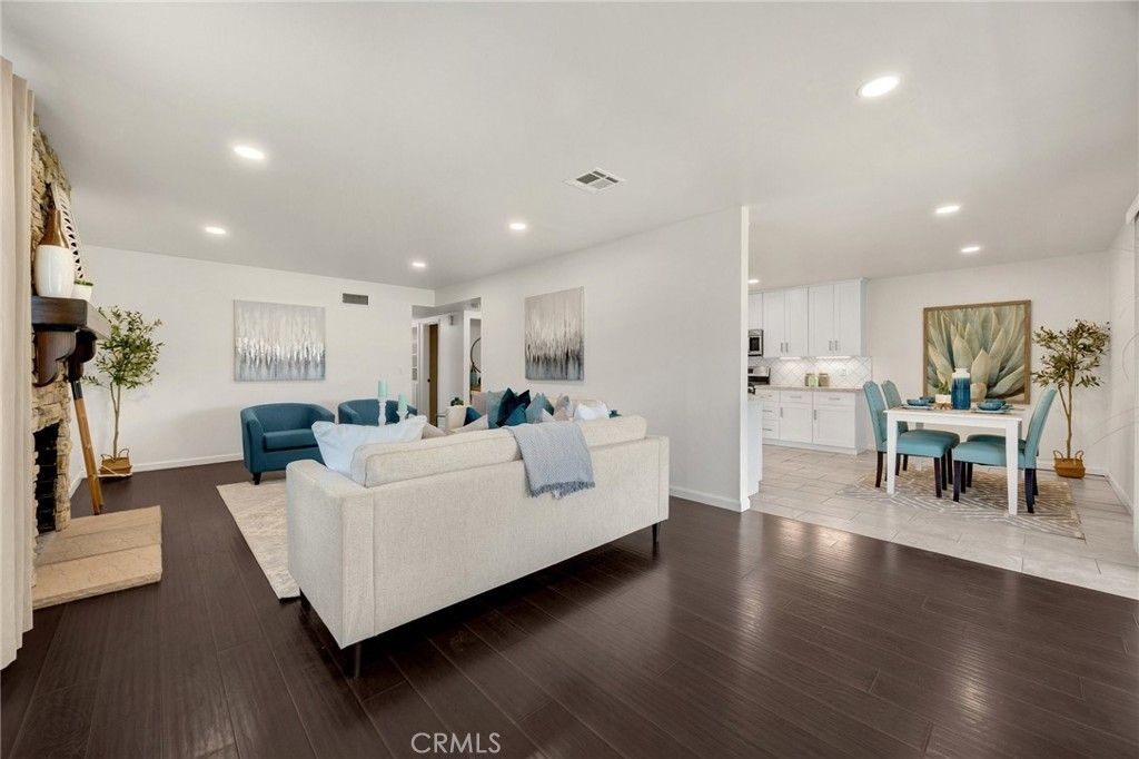 Dining room, Interior, Kitchen, Living room, Recessed Lighting, Wood Texture Flooring