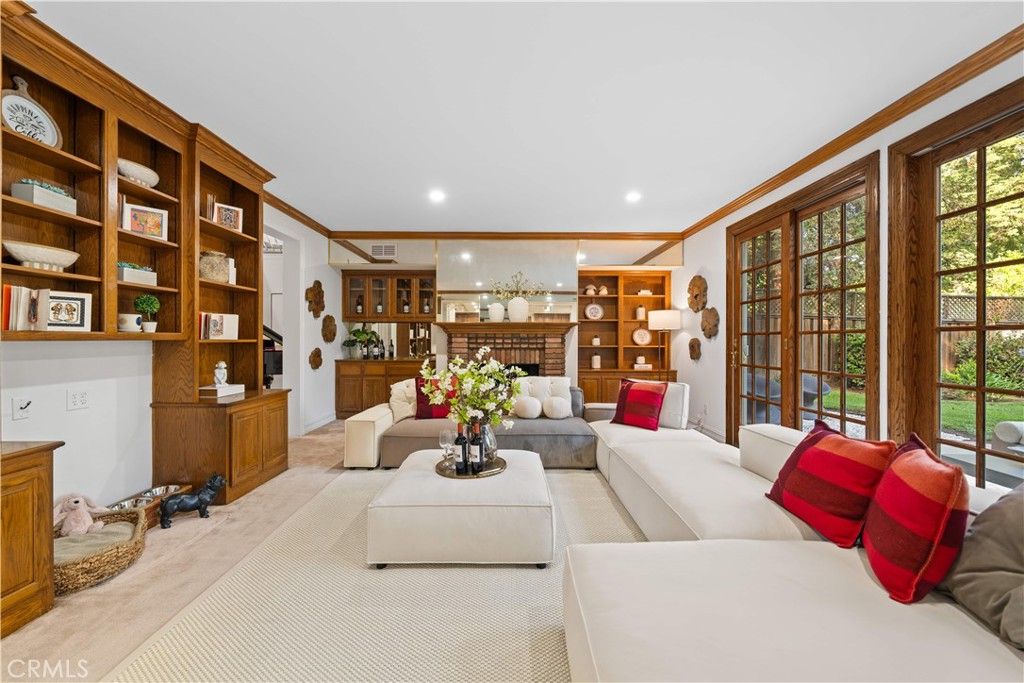Fireplace, Interior, Living room, Recessed Lighting