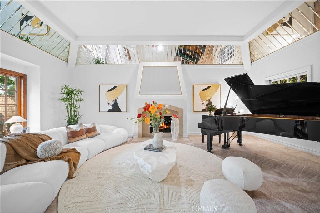 Fireplace, Interior, Living room, Piano