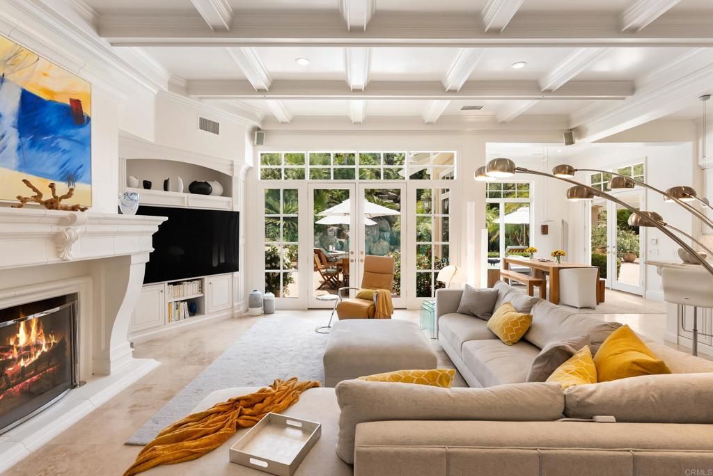 Fireplace, Interior, Living room, Recessed Lighting