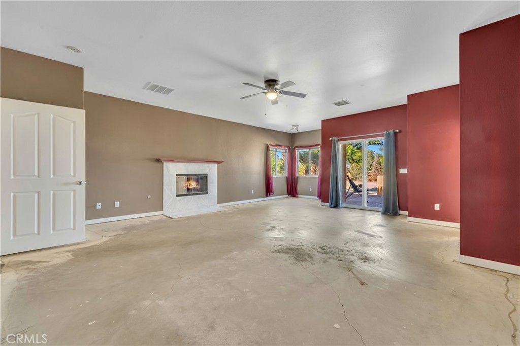 Empty room, Fireplace, Interior