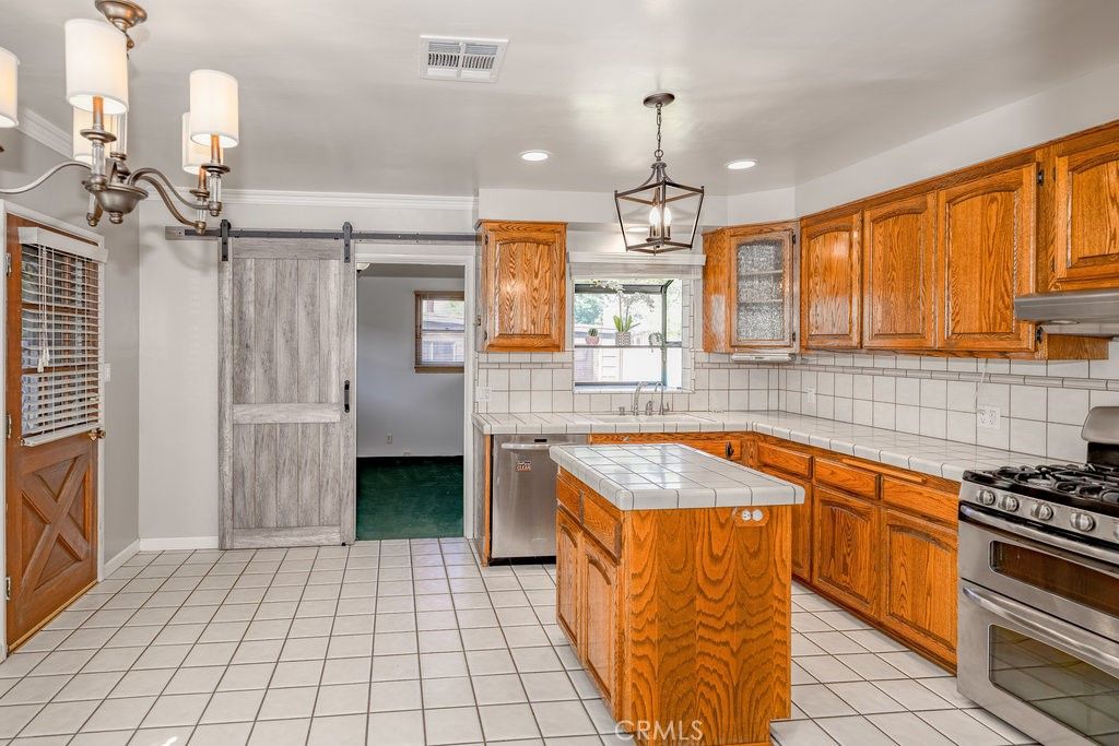 Interior, Kitchen, Pendant Lights, Recessed Lighting, Stainless Steel Appliances, Tile Countertops