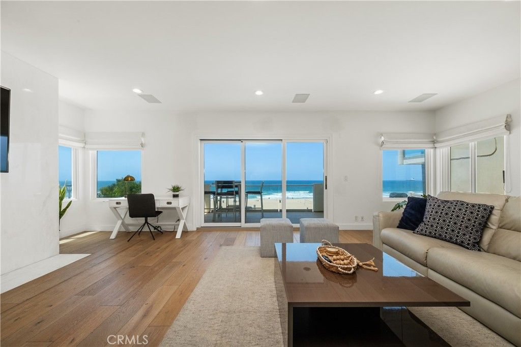 Home Office, Interior, Living room, Recessed Lighting, Water, Wood Texture Flooring