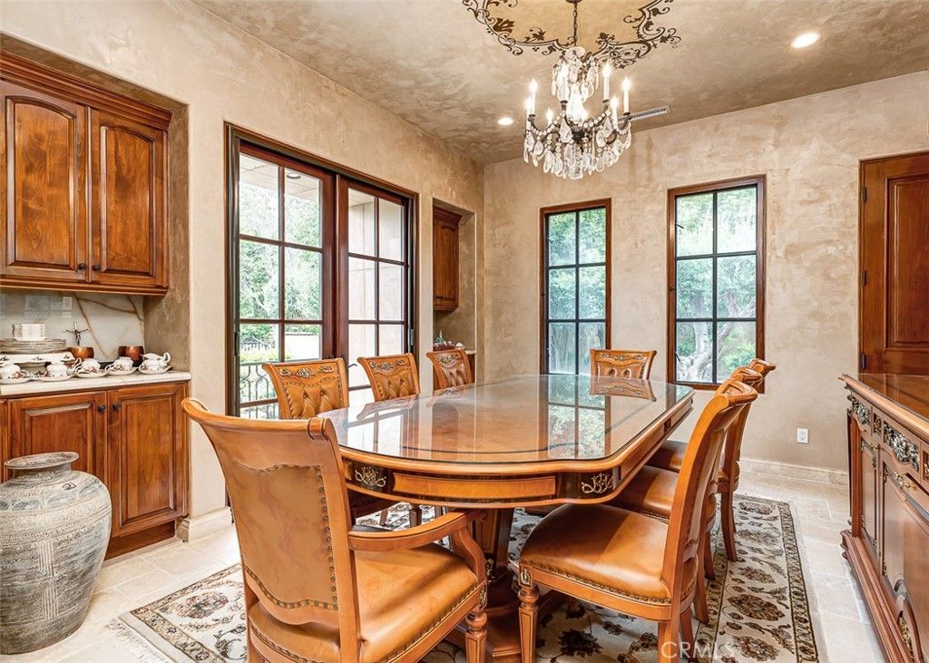 Chandelier, Dining room, Interior, Recessed Lighting