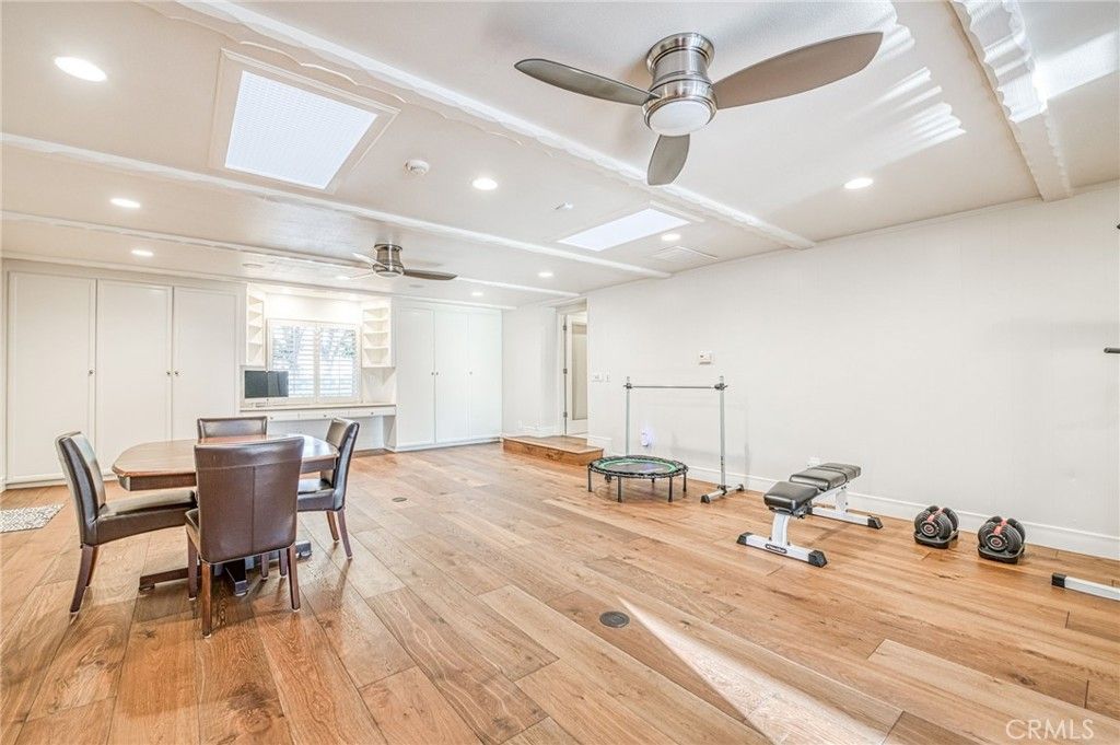 Dining room, Fitness Equipment, Interior, Recessed Lighting, Wood Texture Flooring