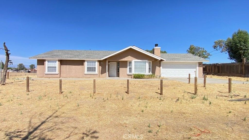 Attached, Backyard, Exterior, Facade, Ranch