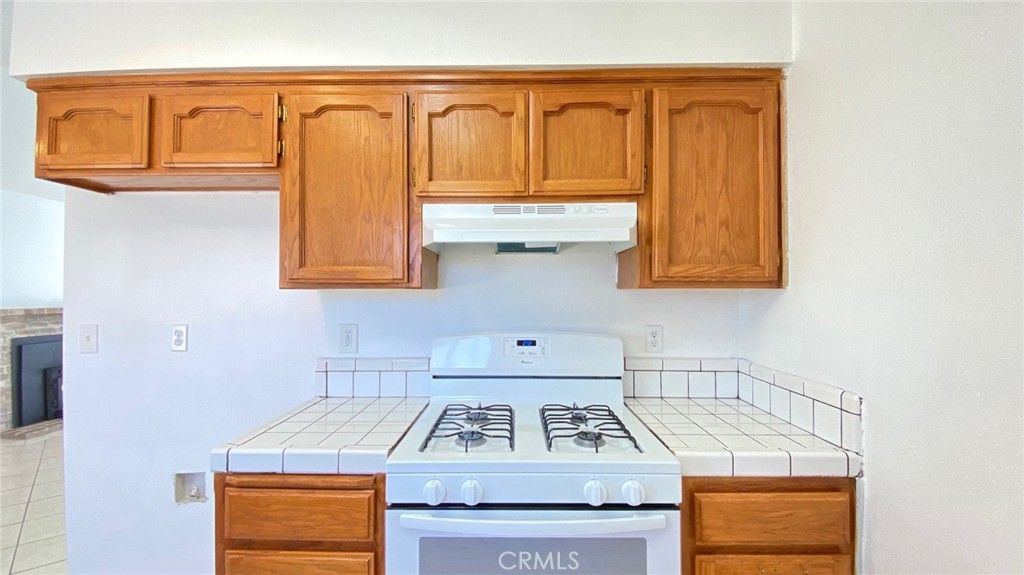 Interior, Kitchen, Tile Countertops