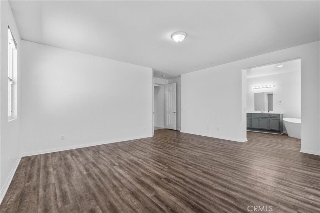 Bathroom, Empty room, Interior, Recessed Lighting, Wood Texture Flooring