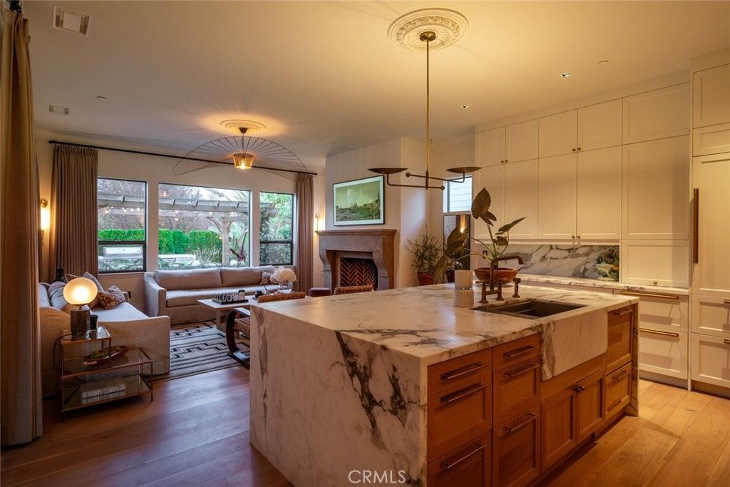 Fireplace, Interior, Kitchen, Living room, Pendant Lights, Recessed Lighting, Wood Texture Flooring
