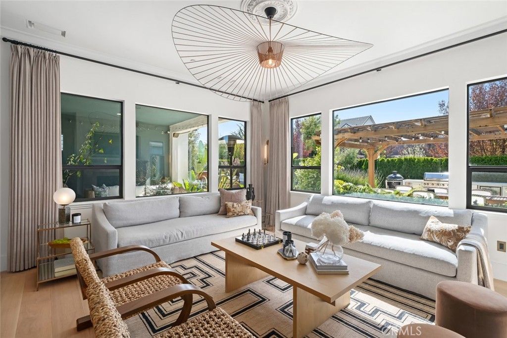Interior, Living room, Pendant Lights, Wood Texture Flooring