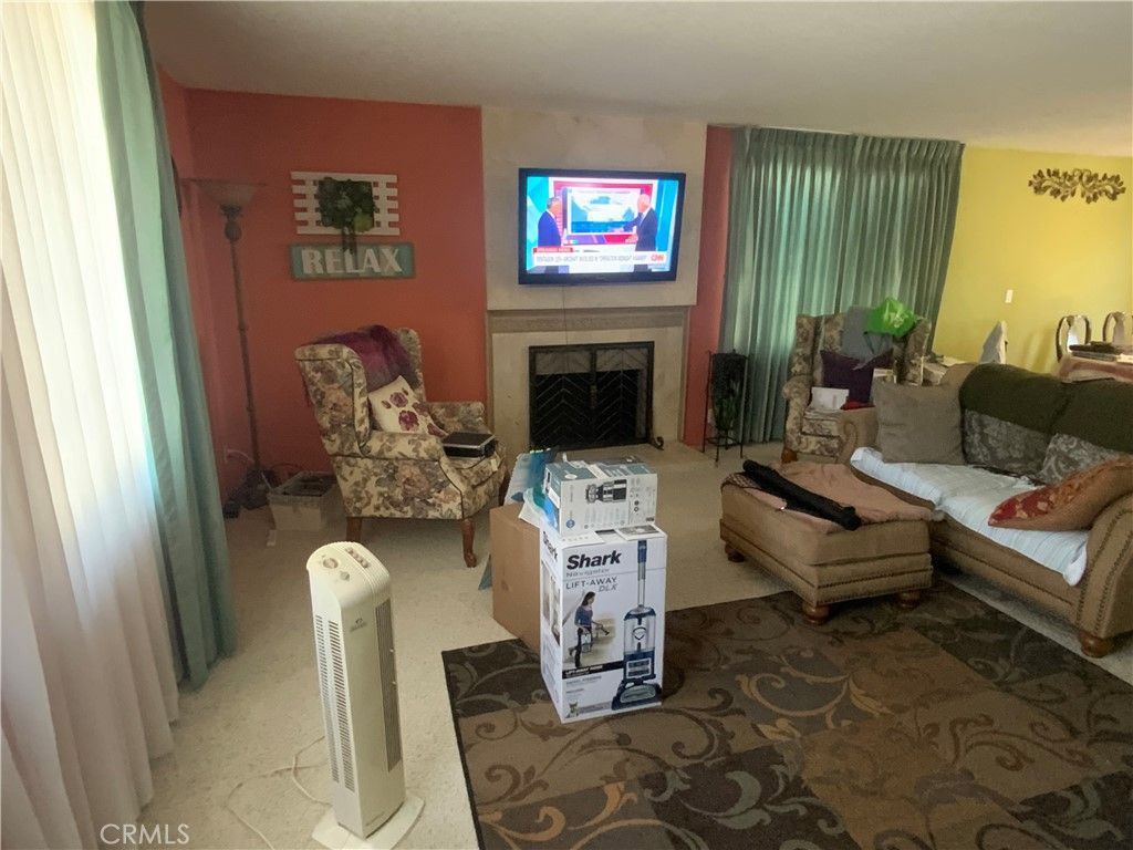 Fireplace, Interior, Living room
