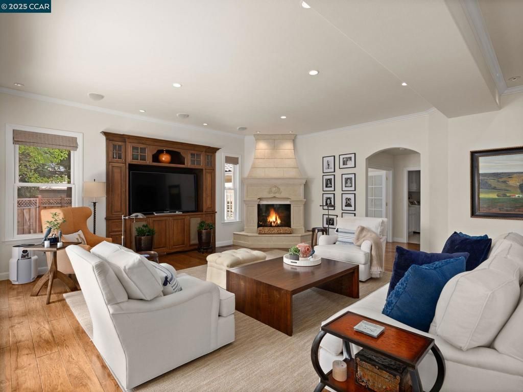 Fireplace, Interior, Living room, Recessed Lighting, Wood Texture Flooring