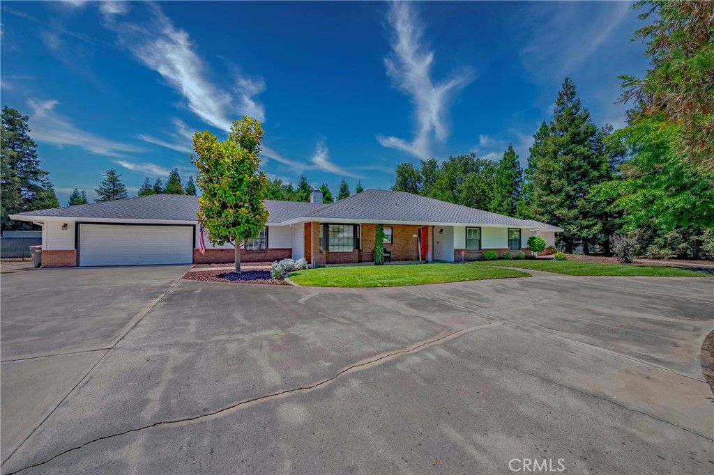 Attached, Backyard, Exterior, Facade, Ranch