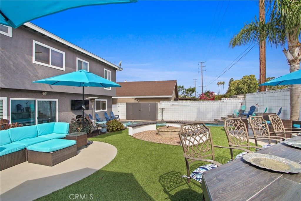 Backyard, Exterior, Pool