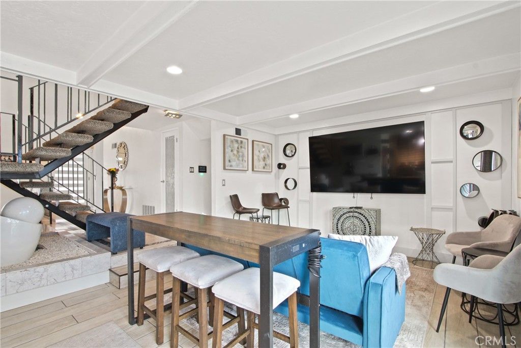 Dining room, Interior, Living room, Recessed Lighting, Wood Texture Flooring
