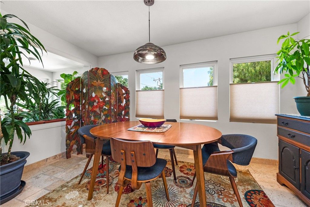 Dining room, Interior, Pendant Lights