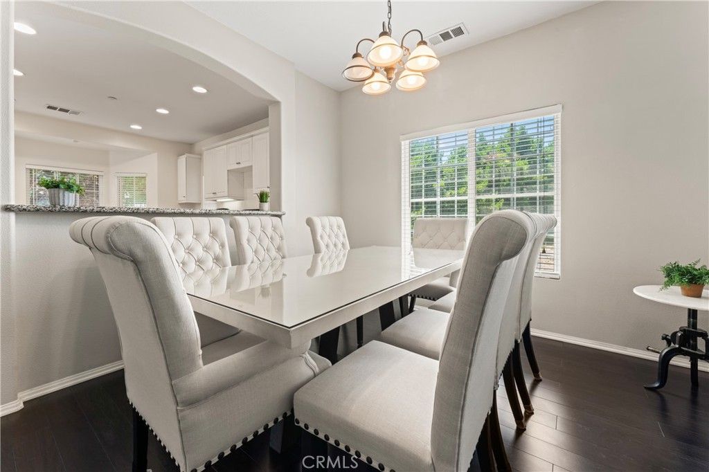 Chandelier, Dining room, Interior, Kitchen, Recessed Lighting, Wood Texture Flooring