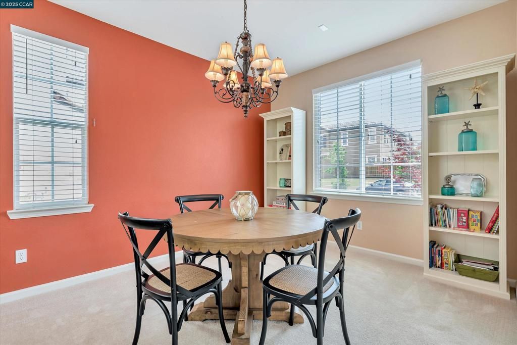 Chandelier, Dining room, Interior