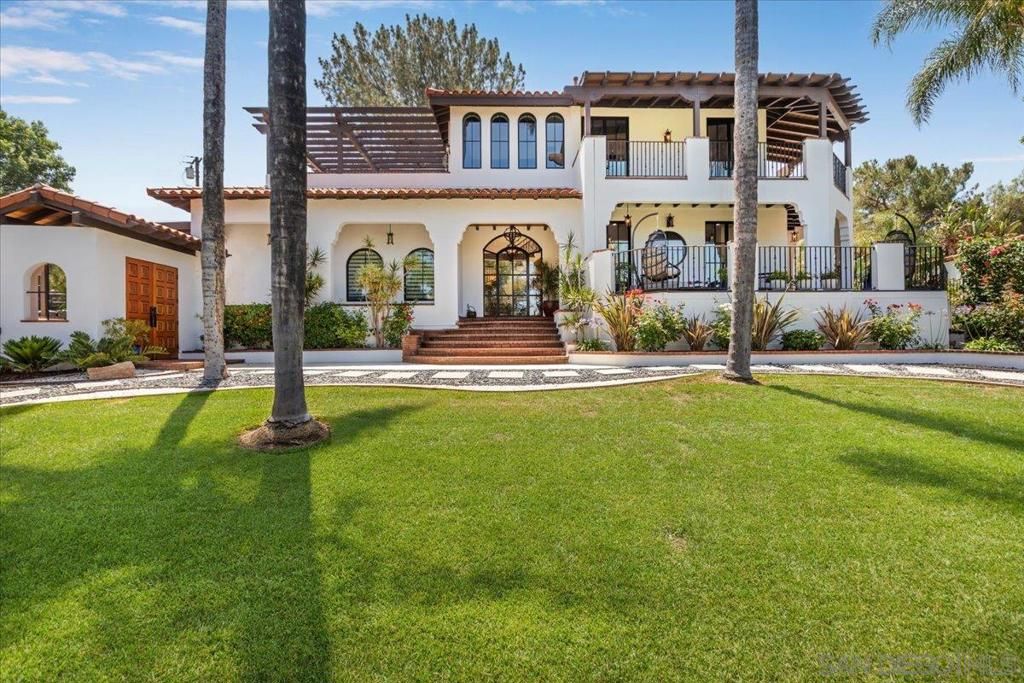 Backyard, Exterior, Facade, Spanish Mediterranean