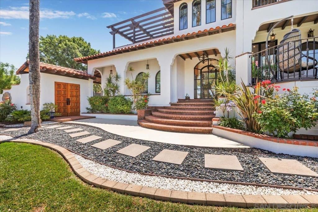 Backyard, Exterior, Facade, Spanish Mediterranean
