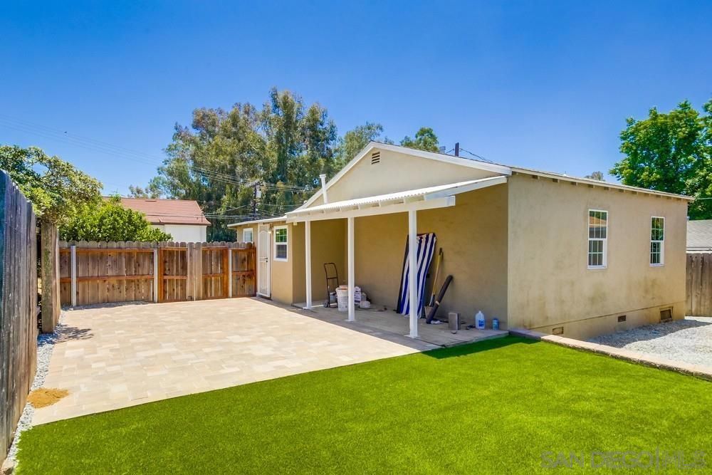 Backyard, Exterior