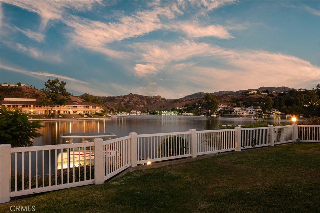 Exterior, Water