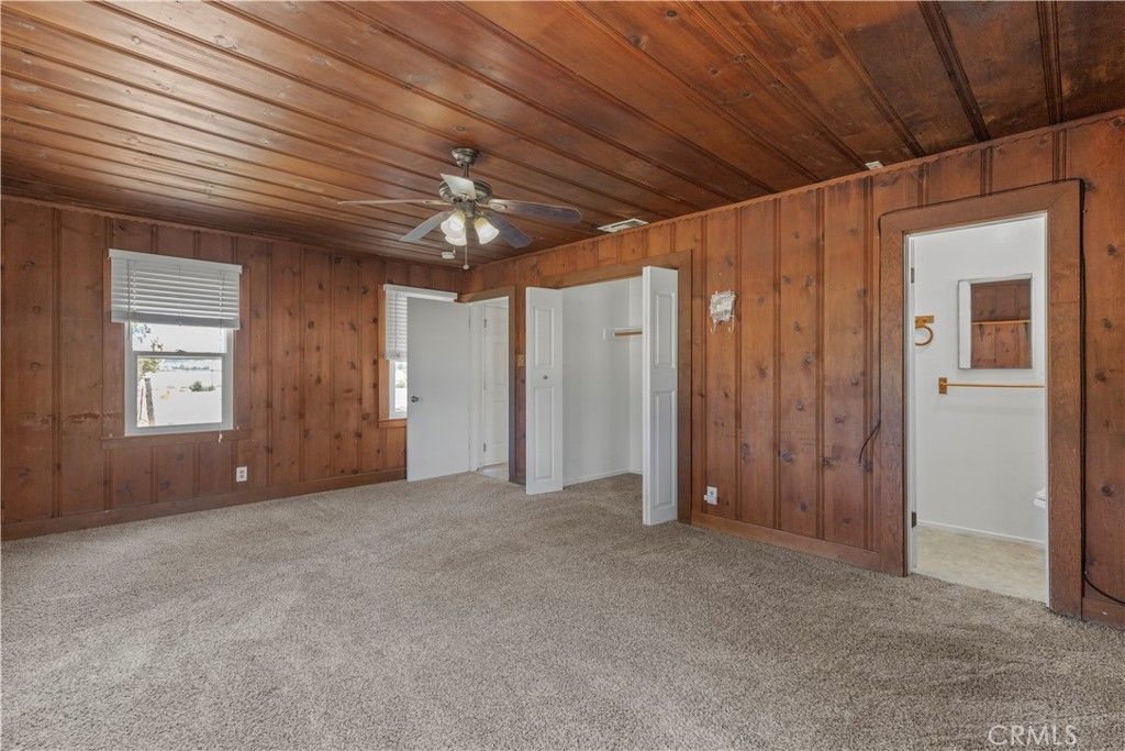 Empty room, Interior, Wooden Ceilings, Wooden Walls