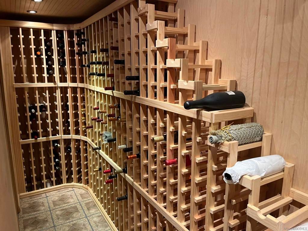 Interior, Recessed Lighting, Wine Storage