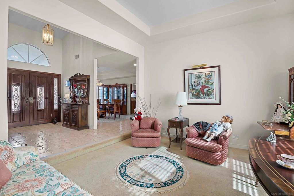 Dining room, Interior, Living room, Pendant Lights, Recessed Lighting