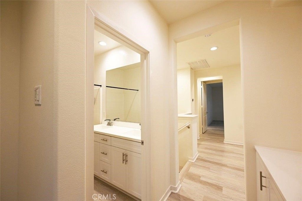 Bathroom, Interior, Recessed Lighting, Wood Texture Flooring