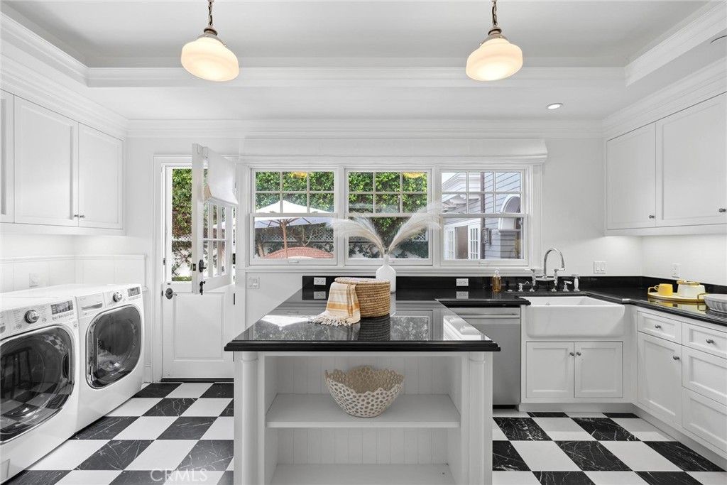 Interior, Pendant Lights, Recessed Lighting, Washer