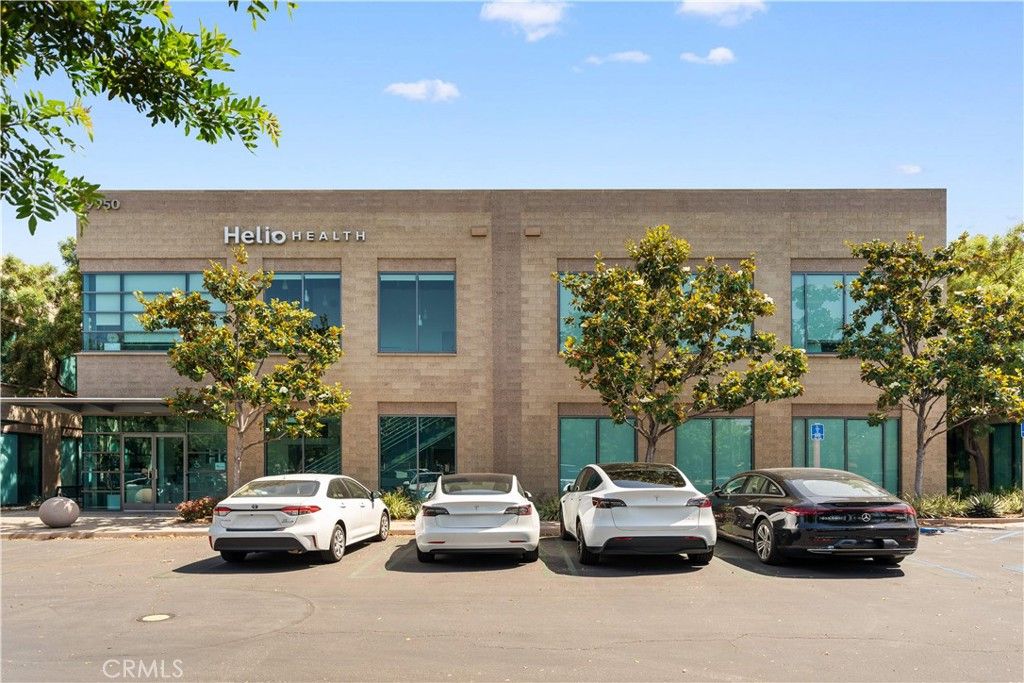 Exterior, Facade, Brick Facade, Condo Building